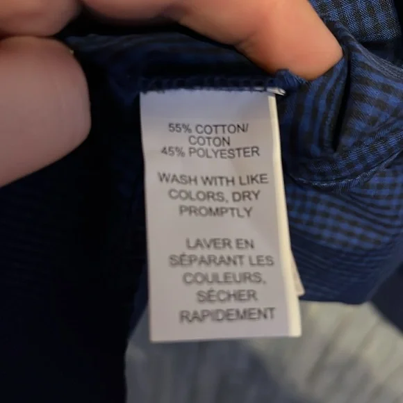 Van Heusen Brand Classic Fit Long Sleeve Dress Shirt - Black and Blue - Picture 4 of 4